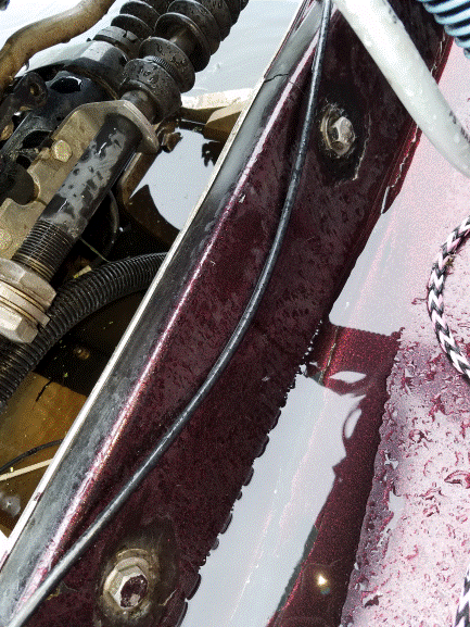 VAMP TRANSOM CLOSEUP.gif